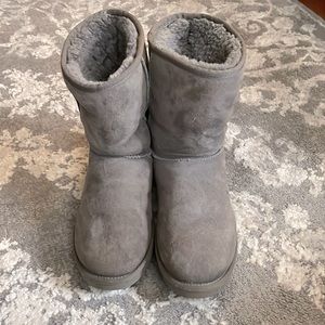Lightly worn ugh boots